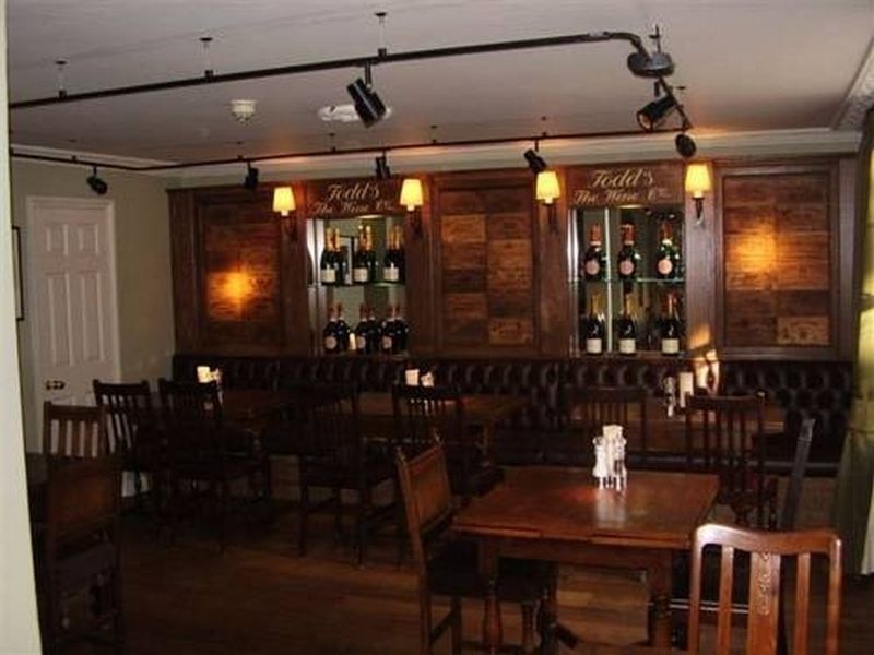 The Sun Inn フェイバーシャム エクステリア 写真